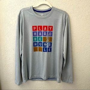 Old Navy men’s activewear long sleeve shirt, various sizes, grey